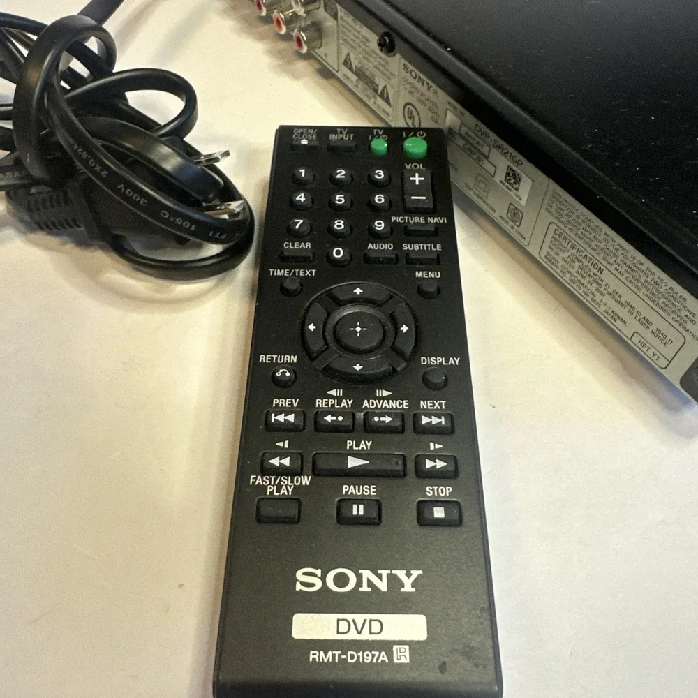 Sony DVP-SR210P DVD With RMY-D197A Remote. Tested Works